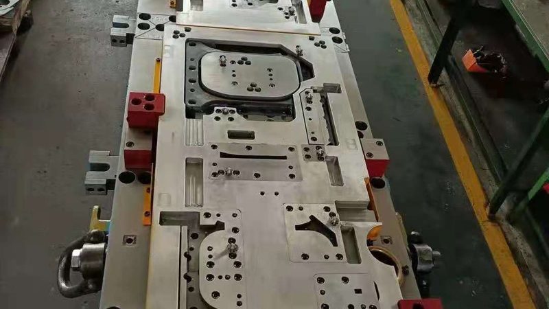 五金模具加工工艺流程定制：揭秘高效生产的关键